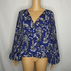 White House Black Market Floral Balloon Sleeve Top